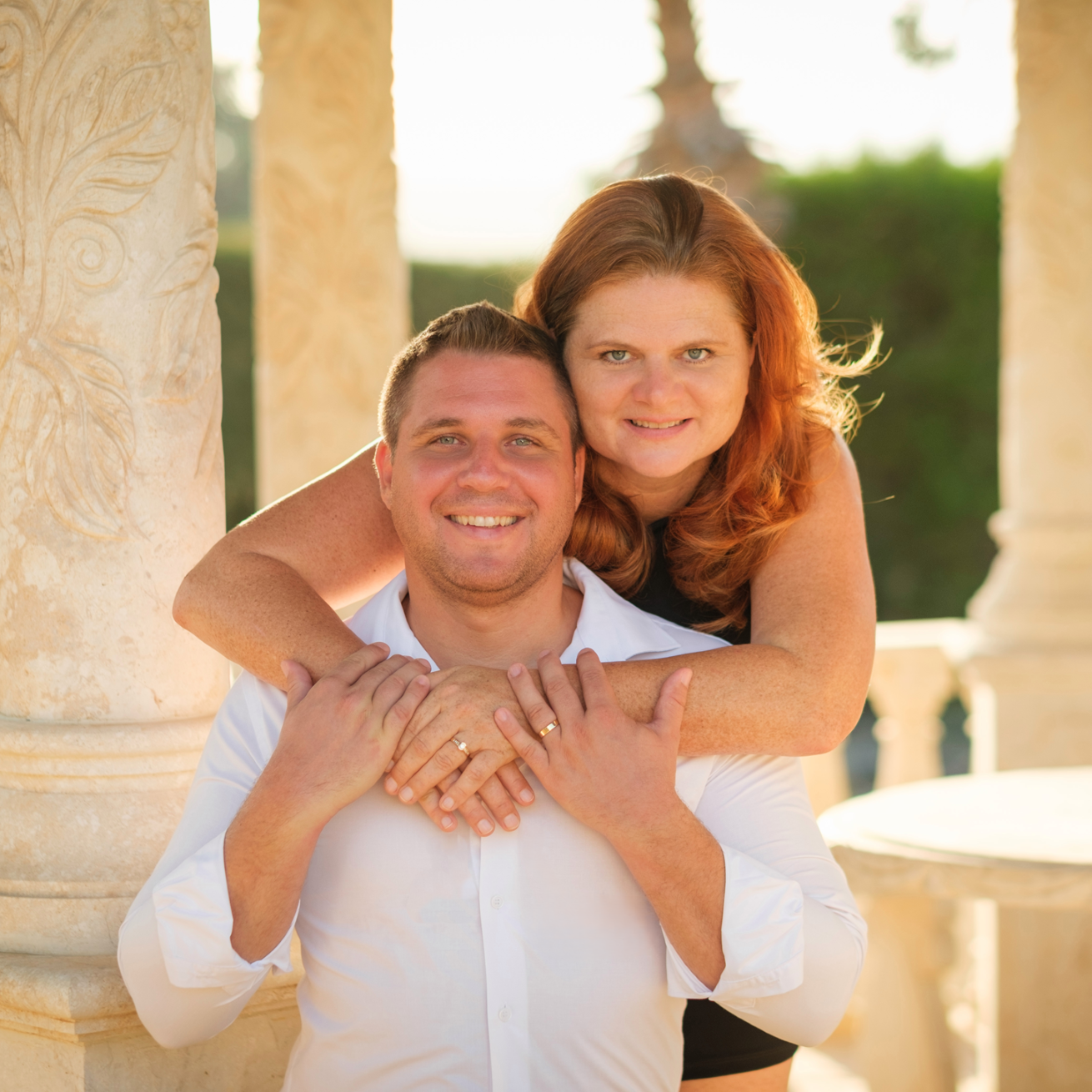 Martin Schwenninger und Anja Fankhauser, Gründer von HappyRichCouples